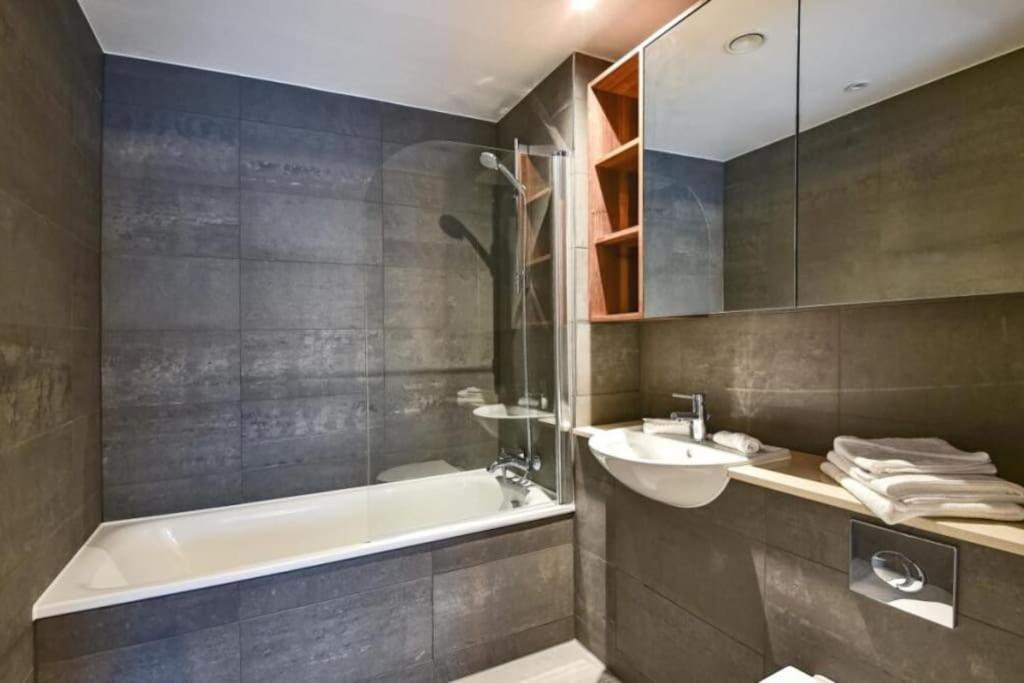 Luxury 2 Bedroom 2 Bathroom Apartment -Borough Market/ London Bridge Luaran gambar